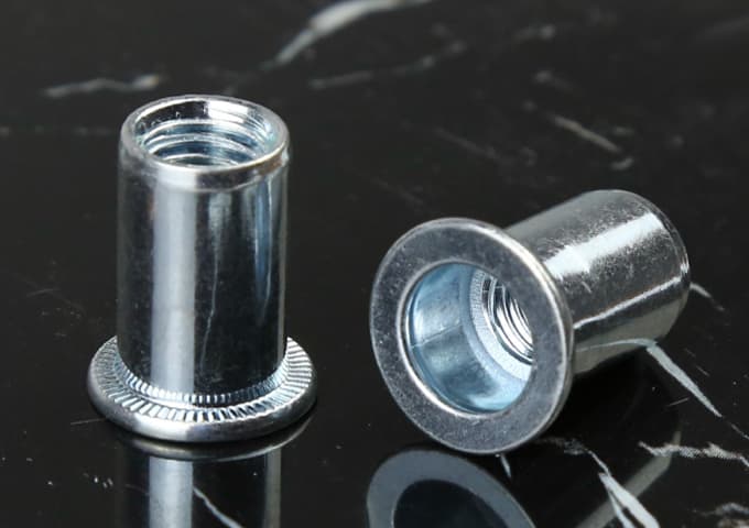 Flat Head Round Body Plain