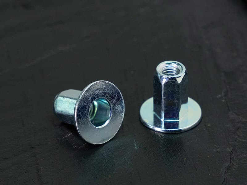 Rivet Nuts - DSC02843